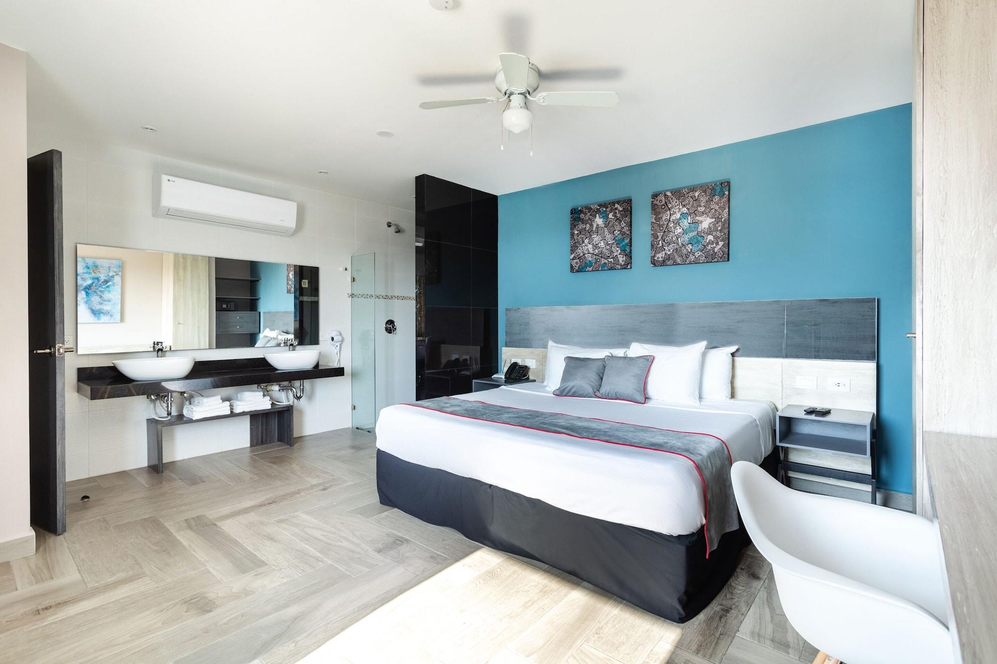 Bfh Attraction Deluxe Hotel Playa del Carmen Esterno foto