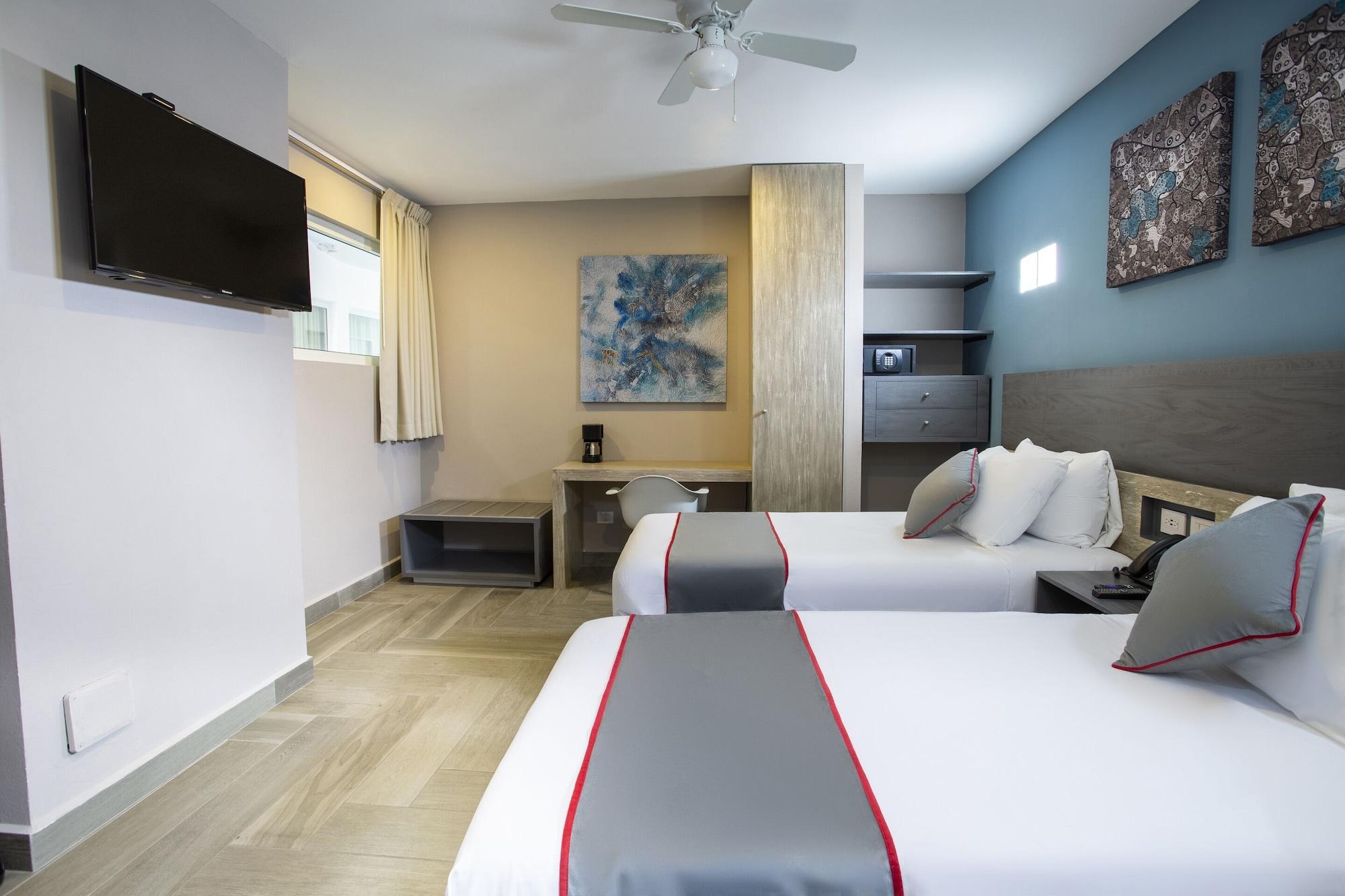Bfh Attraction Deluxe Hotel Playa del Carmen Esterno foto