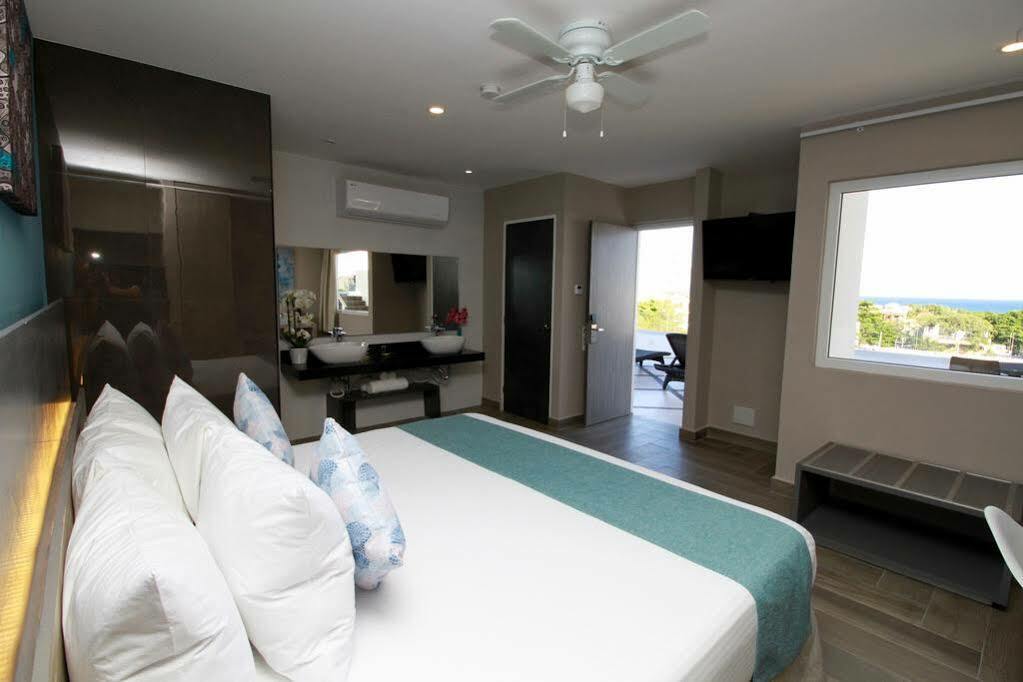 Bfh Attraction Deluxe Hotel Playa del Carmen Esterno foto