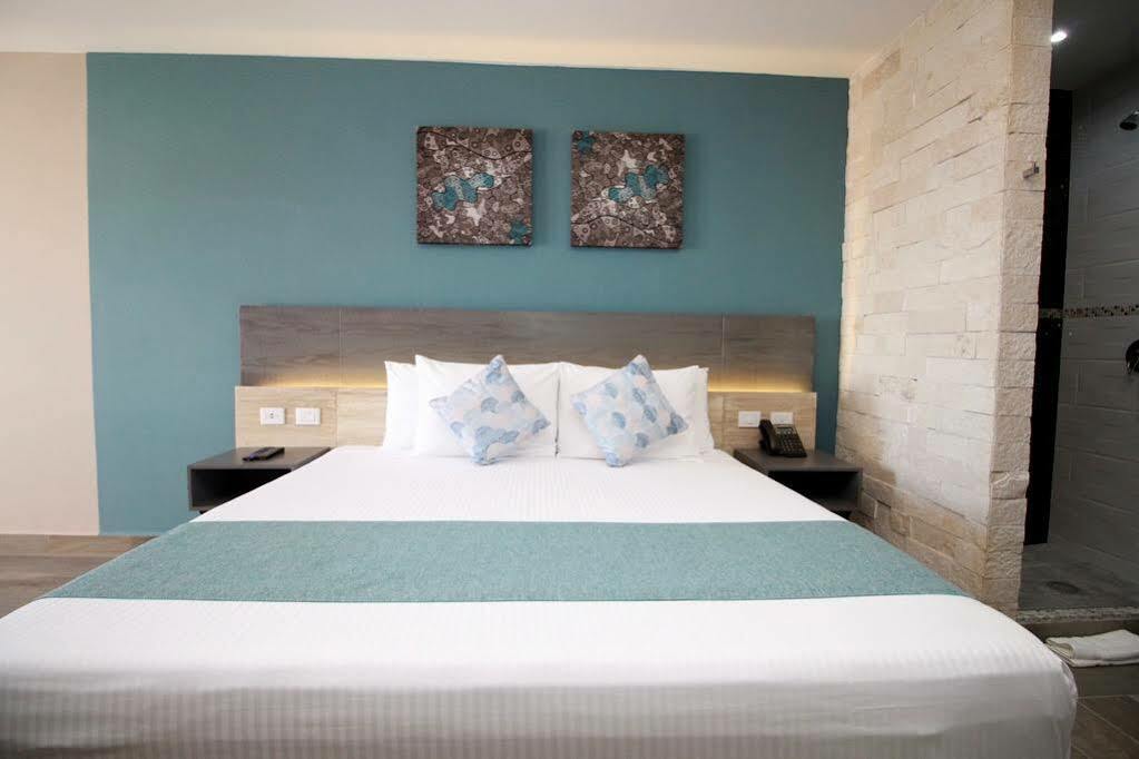 Bfh Attraction Deluxe Hotel Playa del Carmen Esterno foto